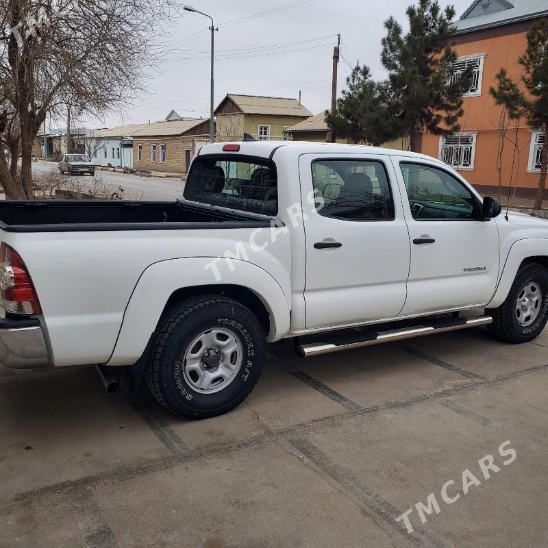 Toyota Tacoma 2015 - 280 000 TMT - Байрамали - img 5