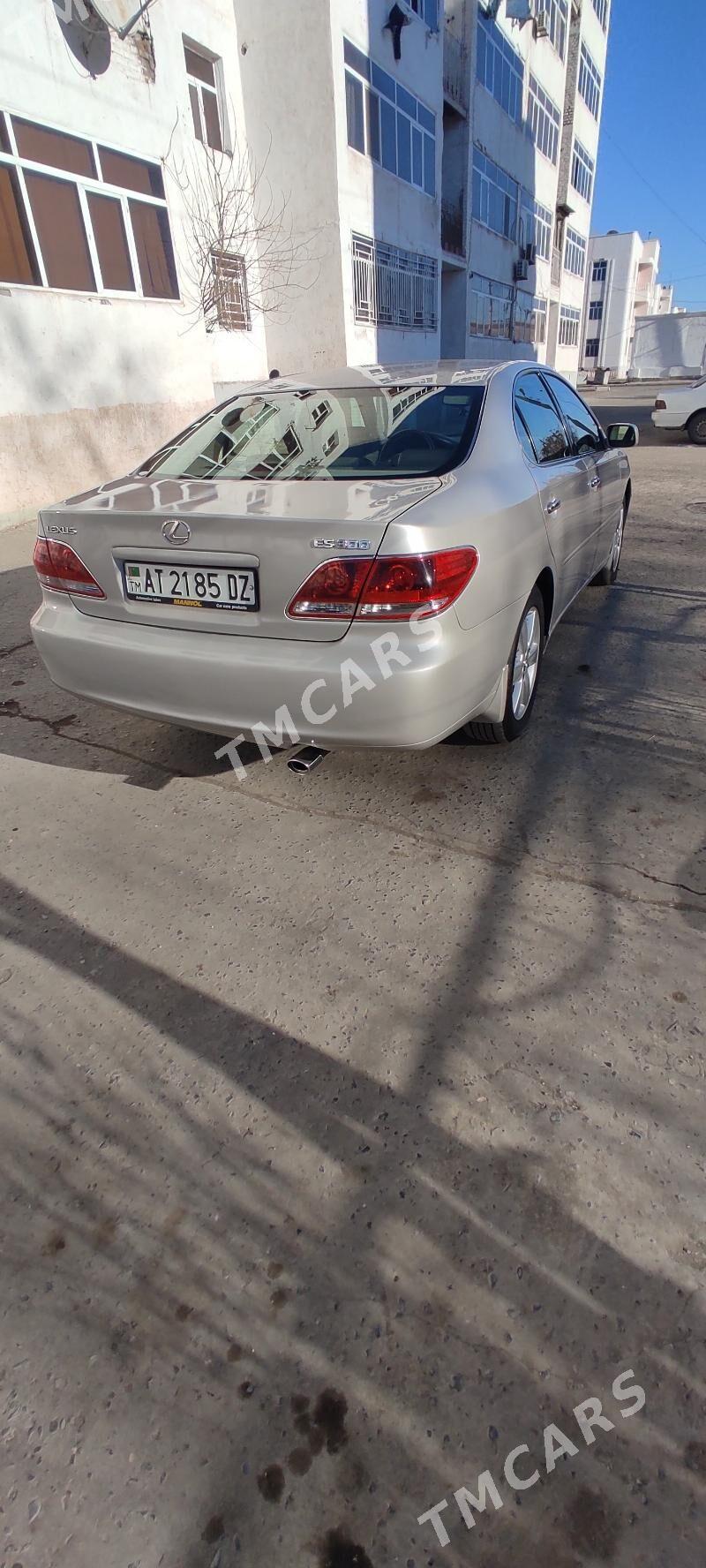 Lexus ES 300 2003 - 175 000 TMT - Дашогуз - img 3