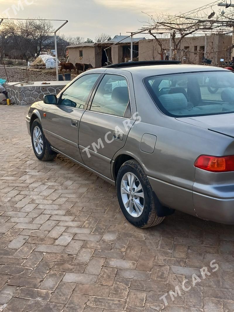 Toyota Camry 1998 - 100 000 TMT - Türkmengala - img 5