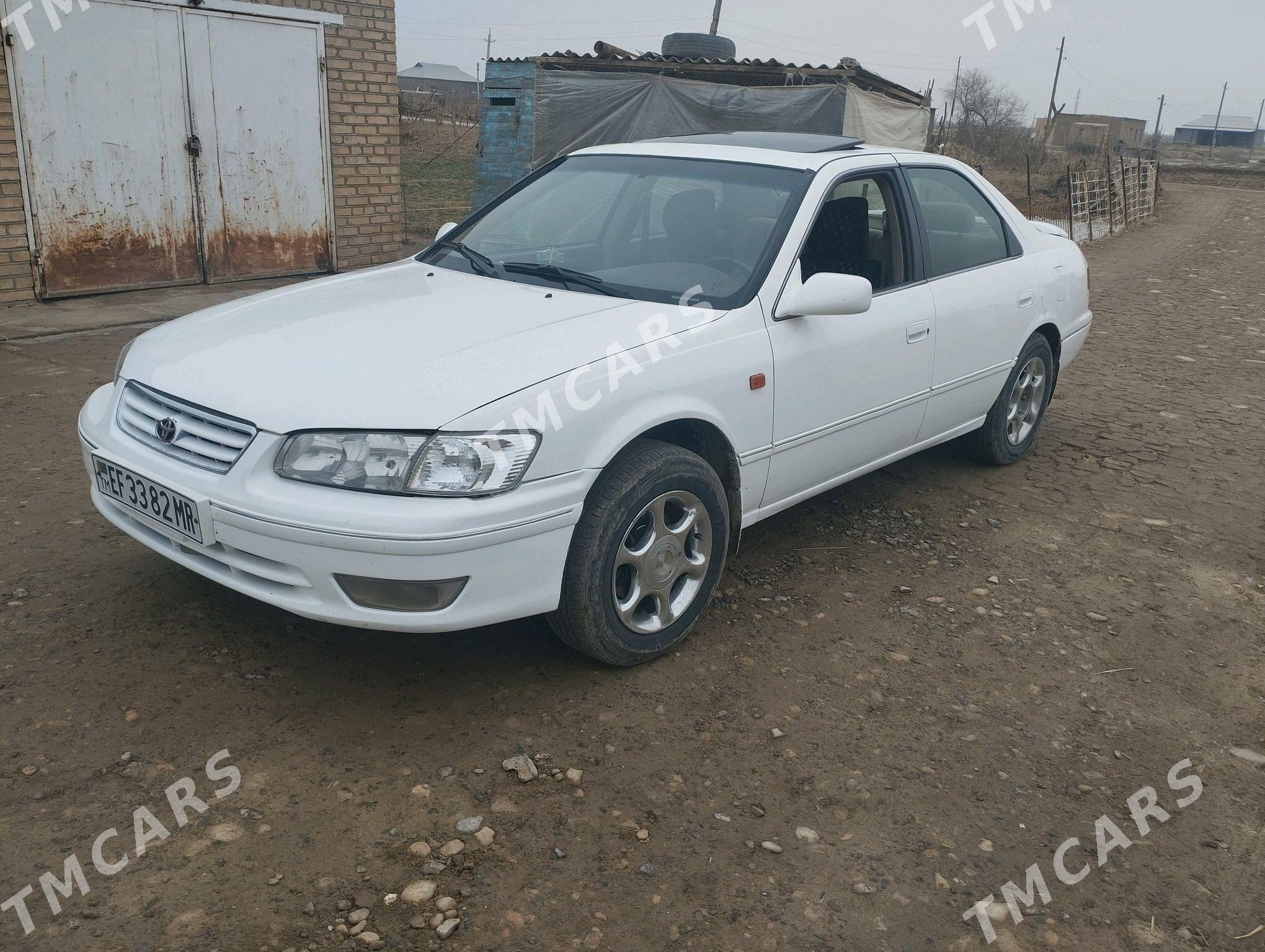 Toyota Camry 1999 - 125 000 TMT - Ёлётен - img 4