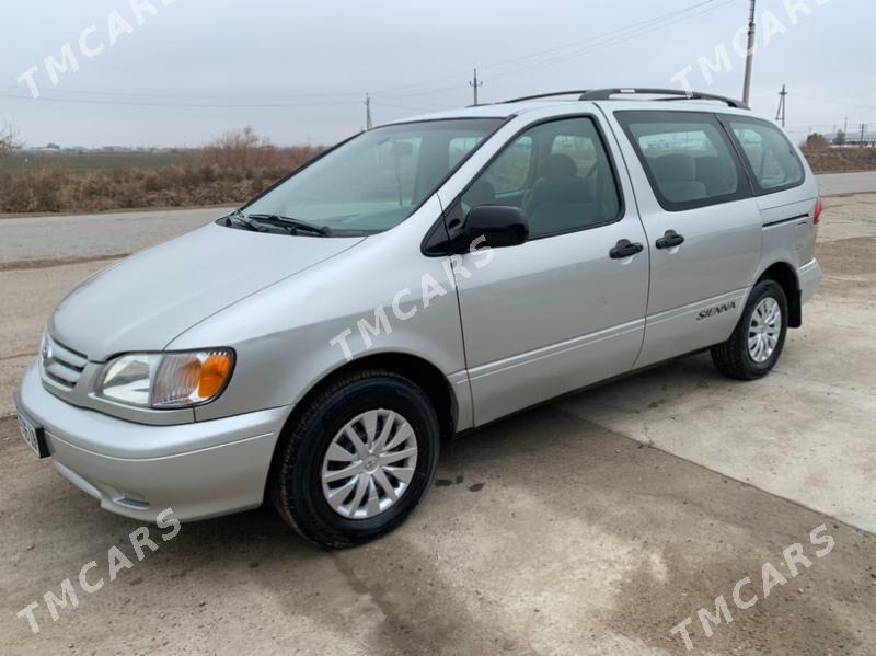 Toyota Sienna 2002 - 158 000 TMT - Дянев - img 5