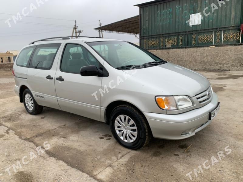 Toyota Sienna 2002 - 158 000 TMT - Дянев - img 8