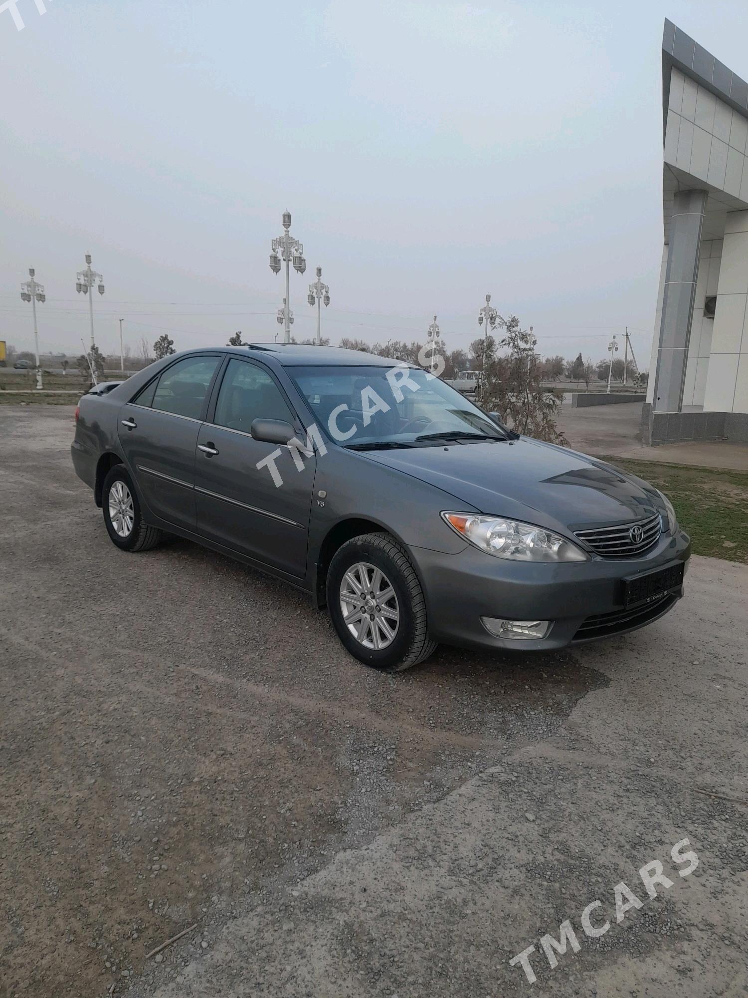 Toyota Camry 2005 - 200 000 TMT - Халач - img 2