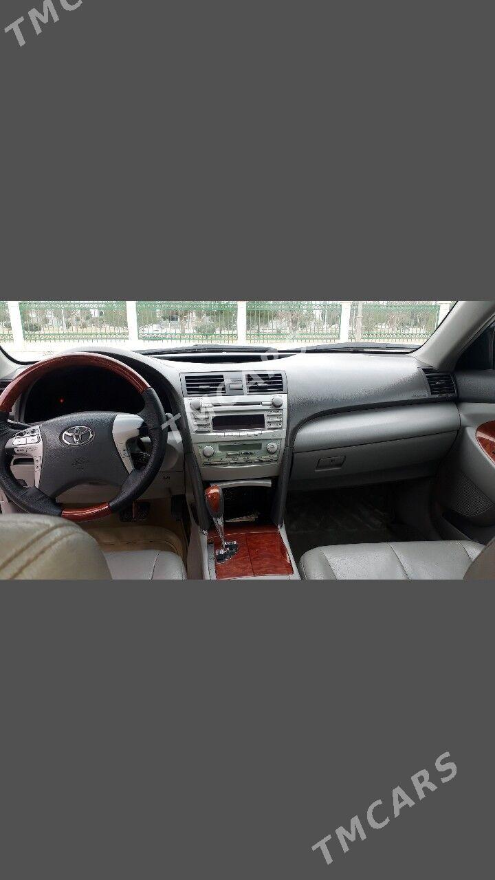 Toyota Camry 2010 - 180 000 TMT - Mary - img 3