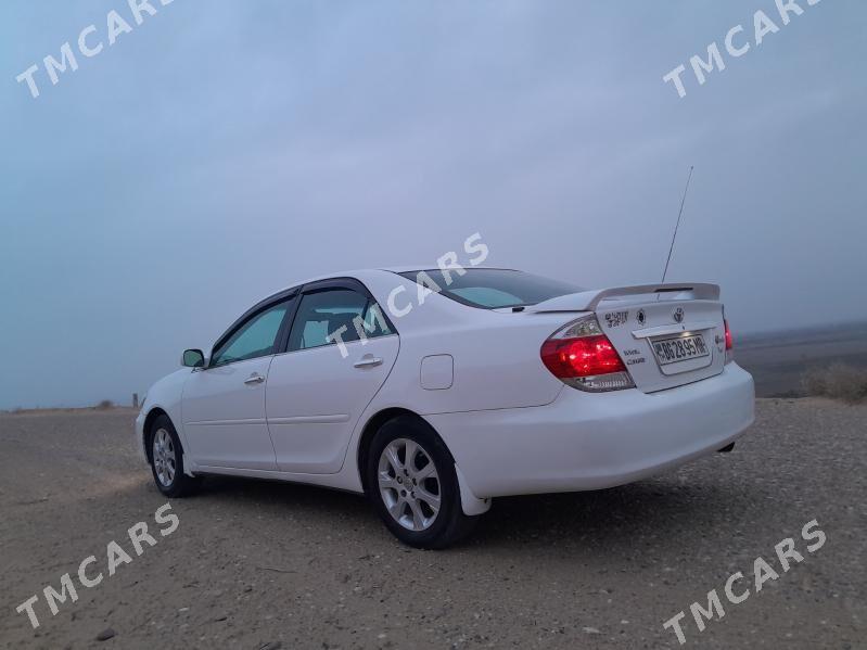 Toyota Camry 2003 - 140 000 TMT - Тагтабазар - img 3