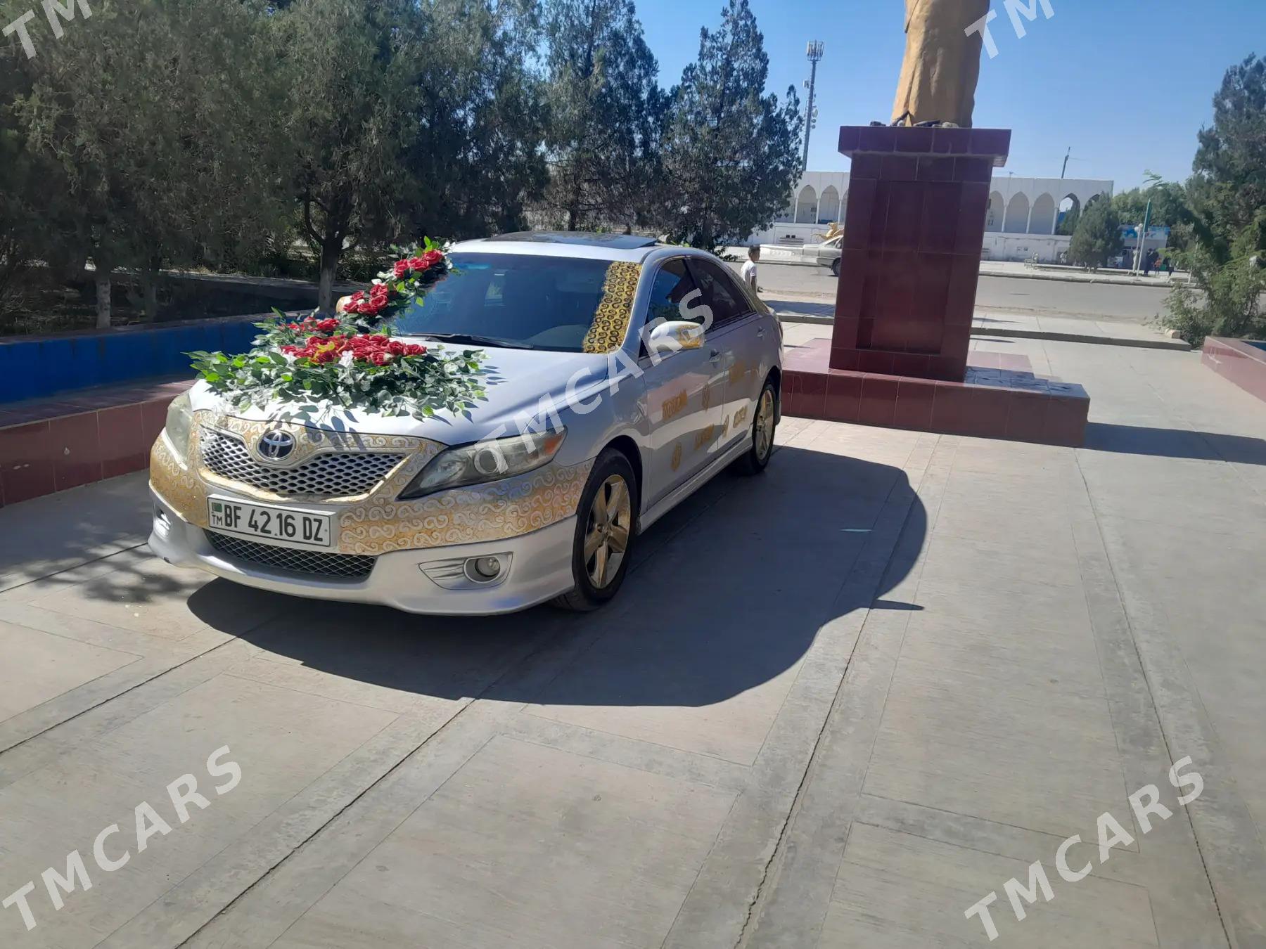 Toyota Camry 2011 - 195 000 TMT - Гурбансолтан Едже - img 8