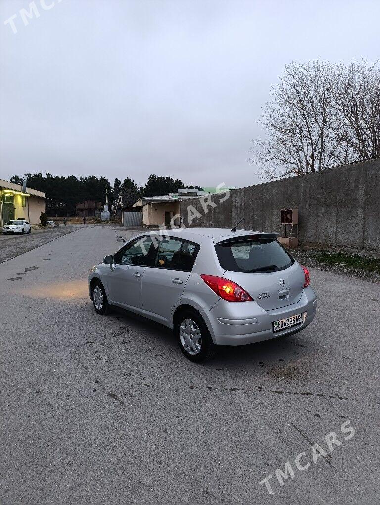 Nissan Versa 2010 - 125 000 TMT - Büzmeýin - img 2