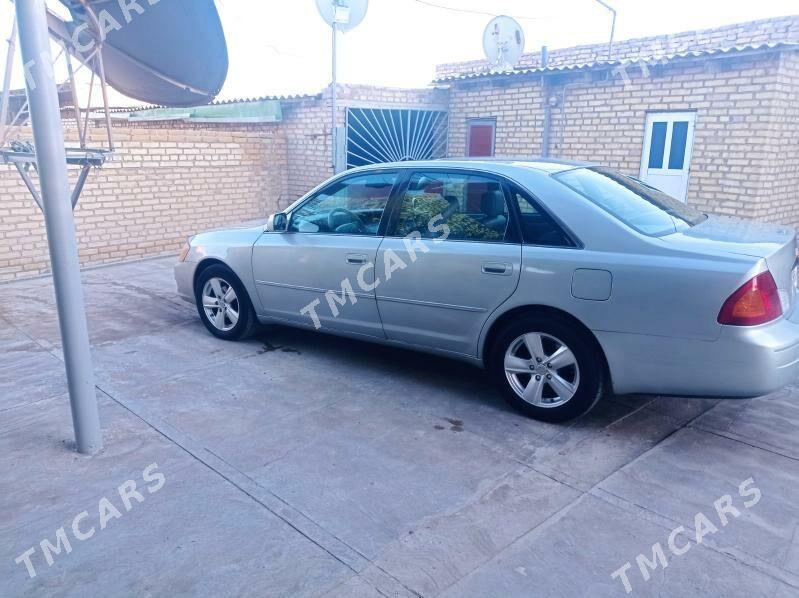 Toyota Avalon 2001 - 140 000 TMT - Garabekewül - img 3