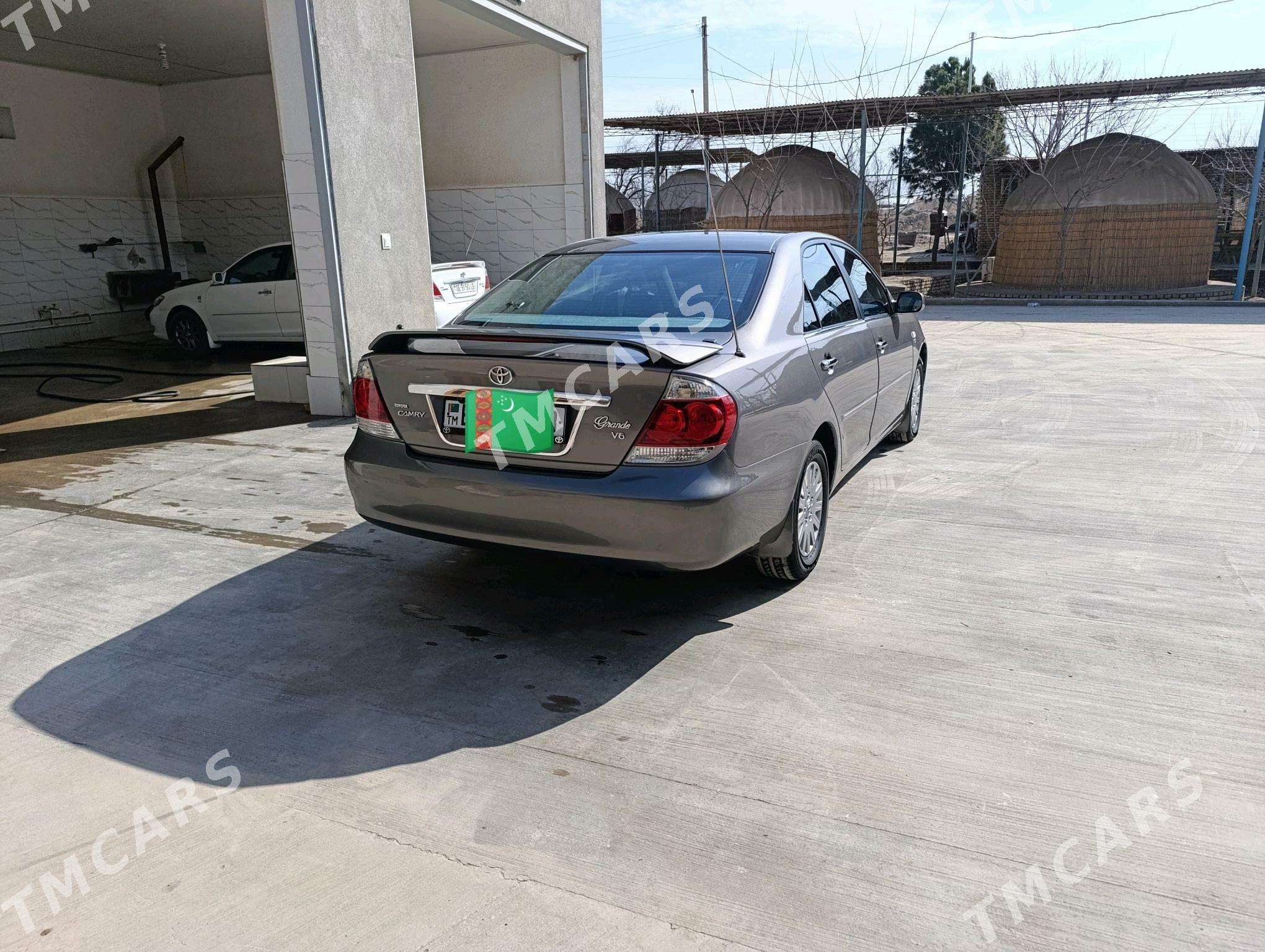 Toyota Camry 2004 - 220 000 TMT - Garabekewül - img 7