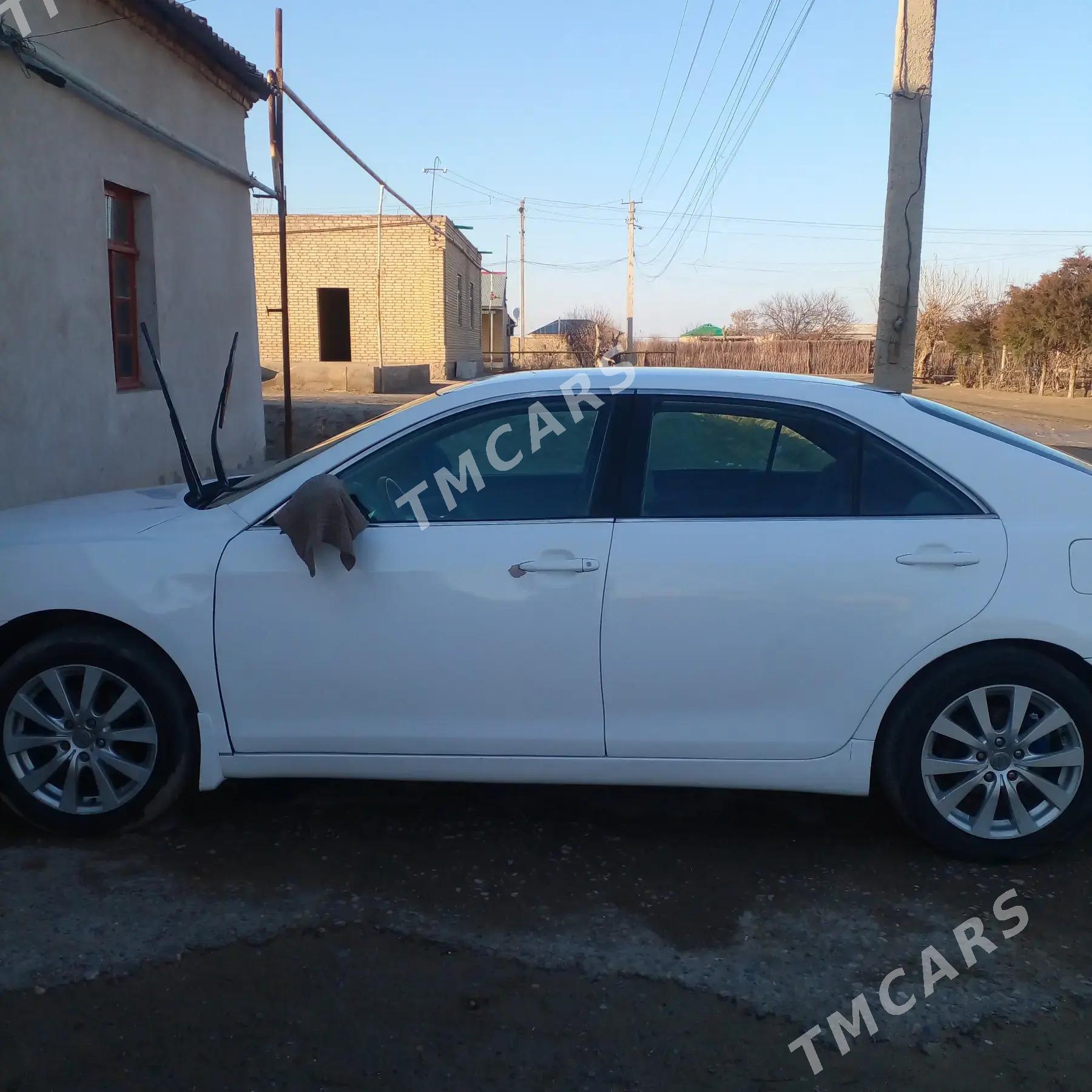 Toyota Camry 2007 - 100 000 TMT - Farap - img 2