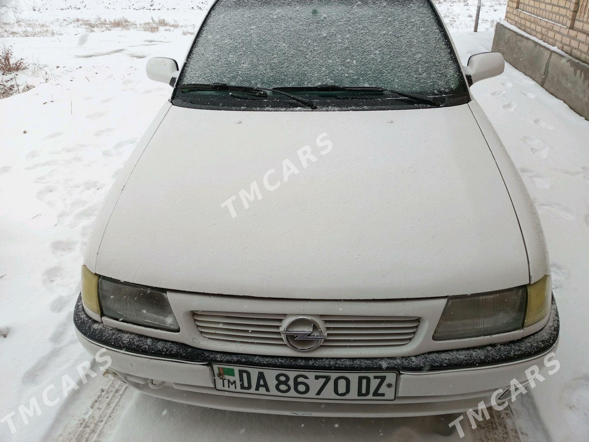 Opel Astra 1995 - 30 000 TMT - Gubadag - img 3