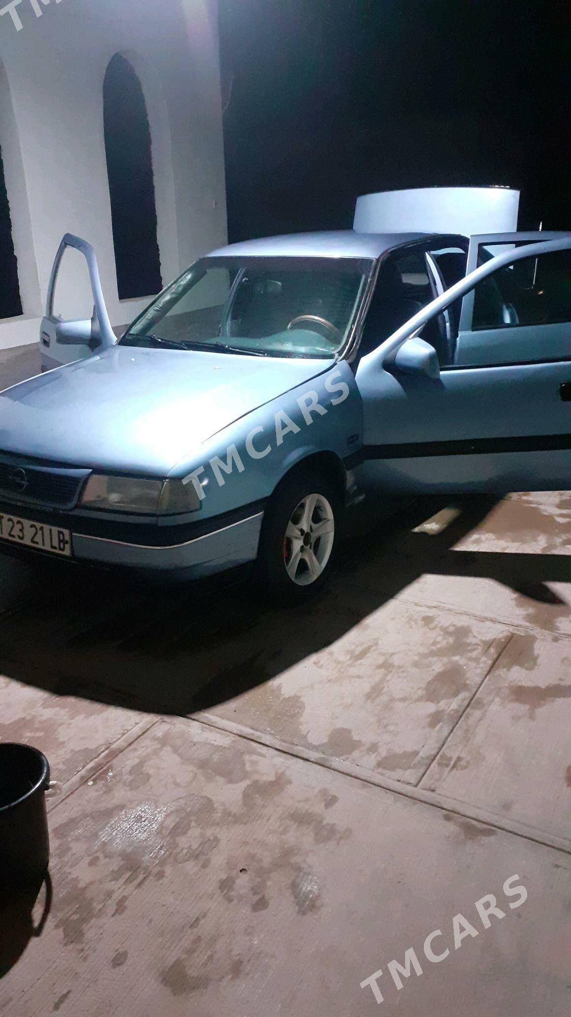 Opel Vectra 1990 - 24 000 TMT - Саят - img 3