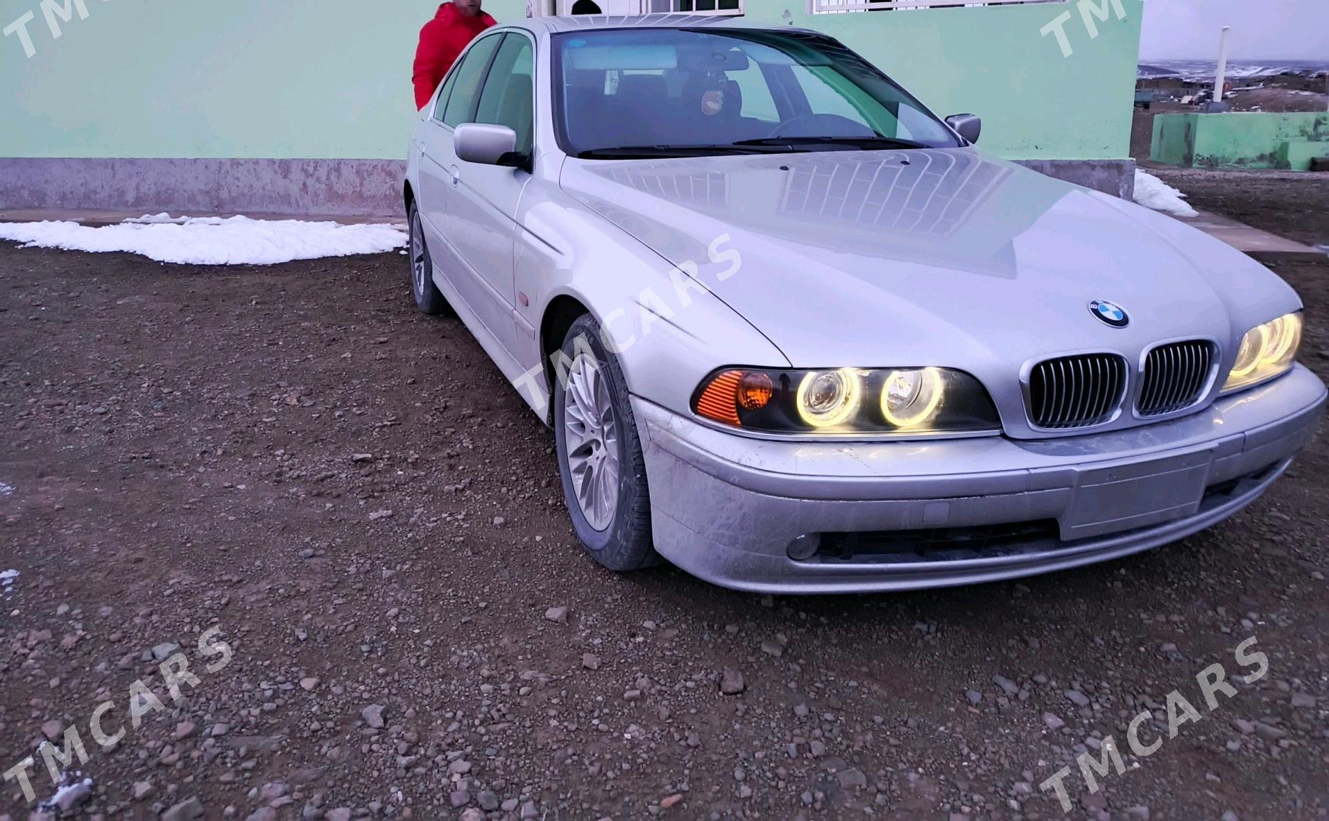 BMW E39 2001 - 95 000 TMT - Balkanabat - img 5