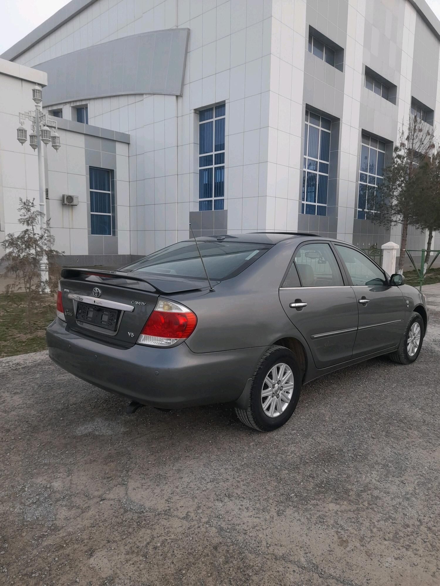 Toyota Camry 2005 - 200 000 TMT - Халач - img 7