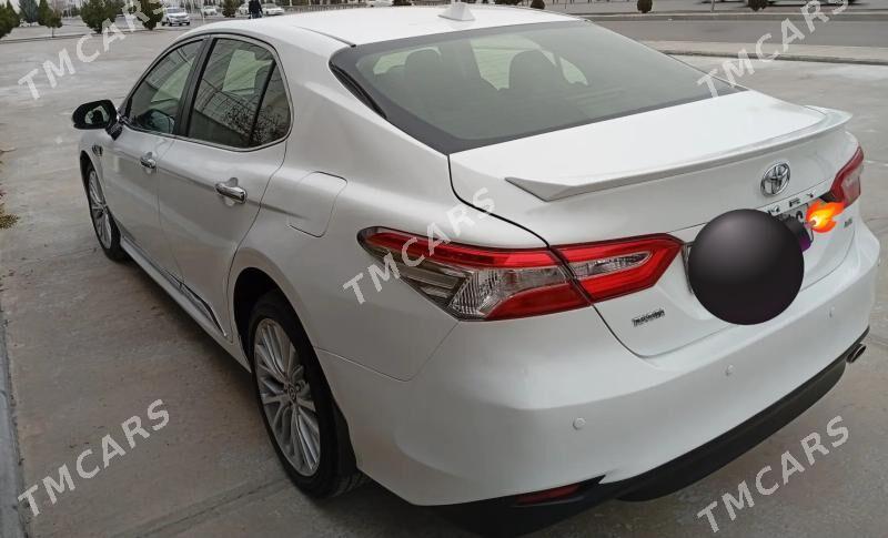 Toyota Camry 2019 - 248 000 TMT - Aşgabat - img 2