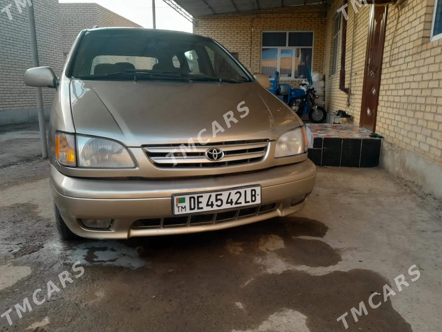 Toyota Sienna 2001 - 130 000 TMT - Сакар - img 4