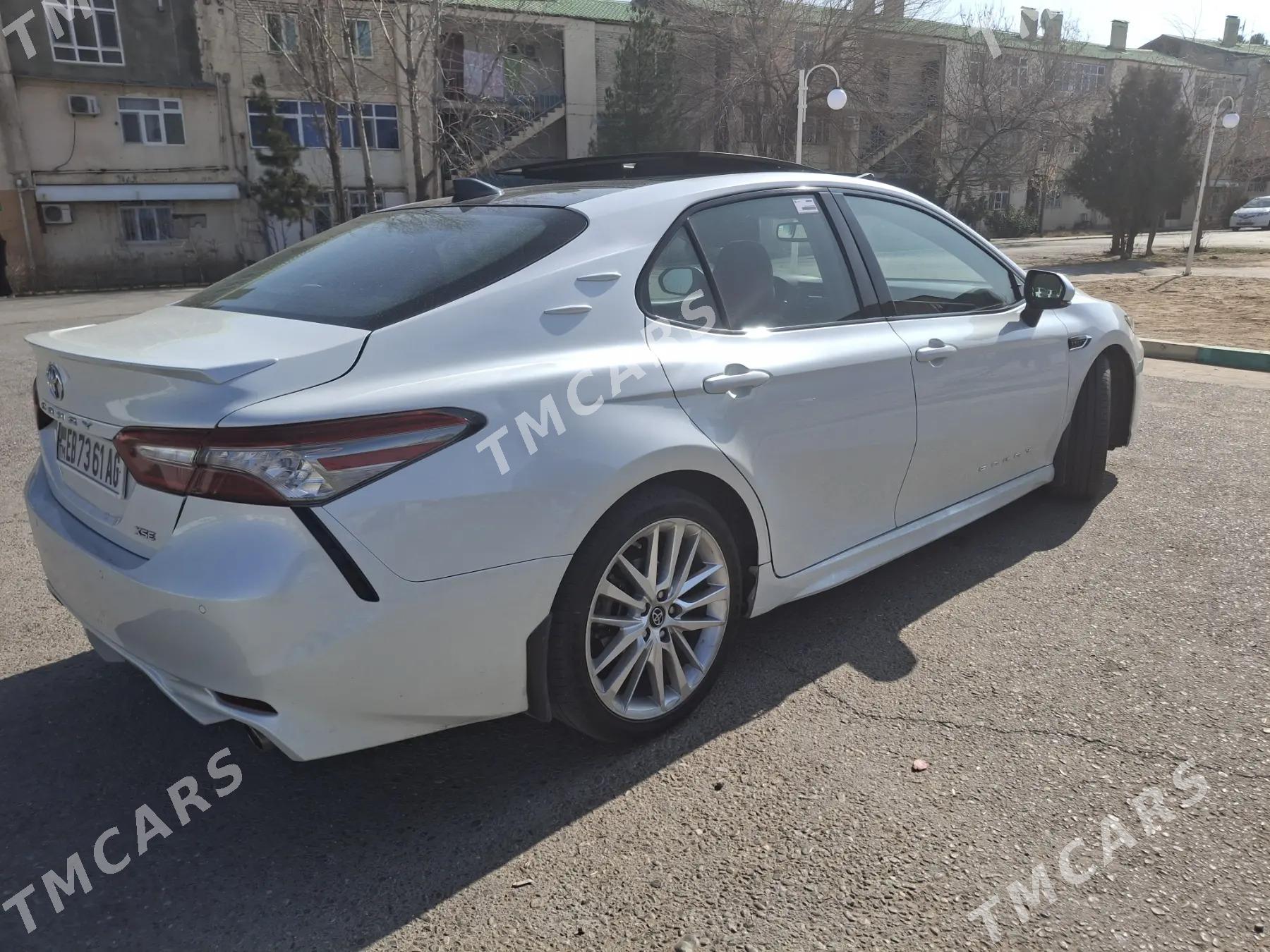 Toyota Camry 2018 - 399 000 TMT - Ашхабад - img 4