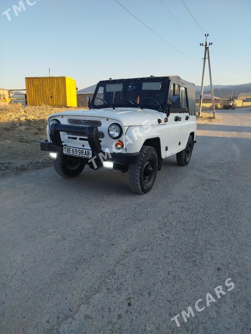 UAZ 469 2004 - 60 000 TMT - Бахарден - img 4