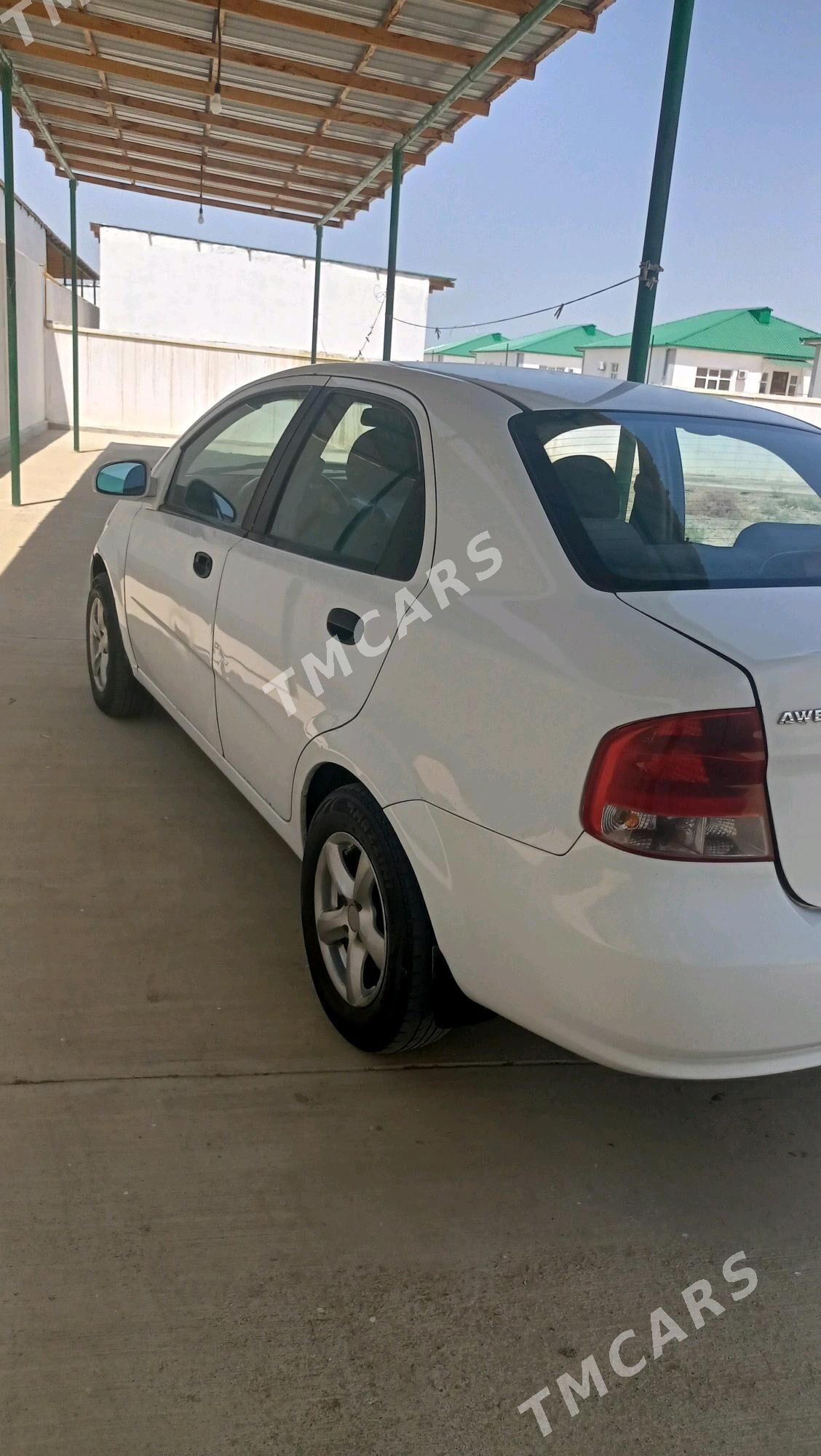 Chevrolet Aveo 2005 - 68 000 TMT - Howdan "B" - img 5