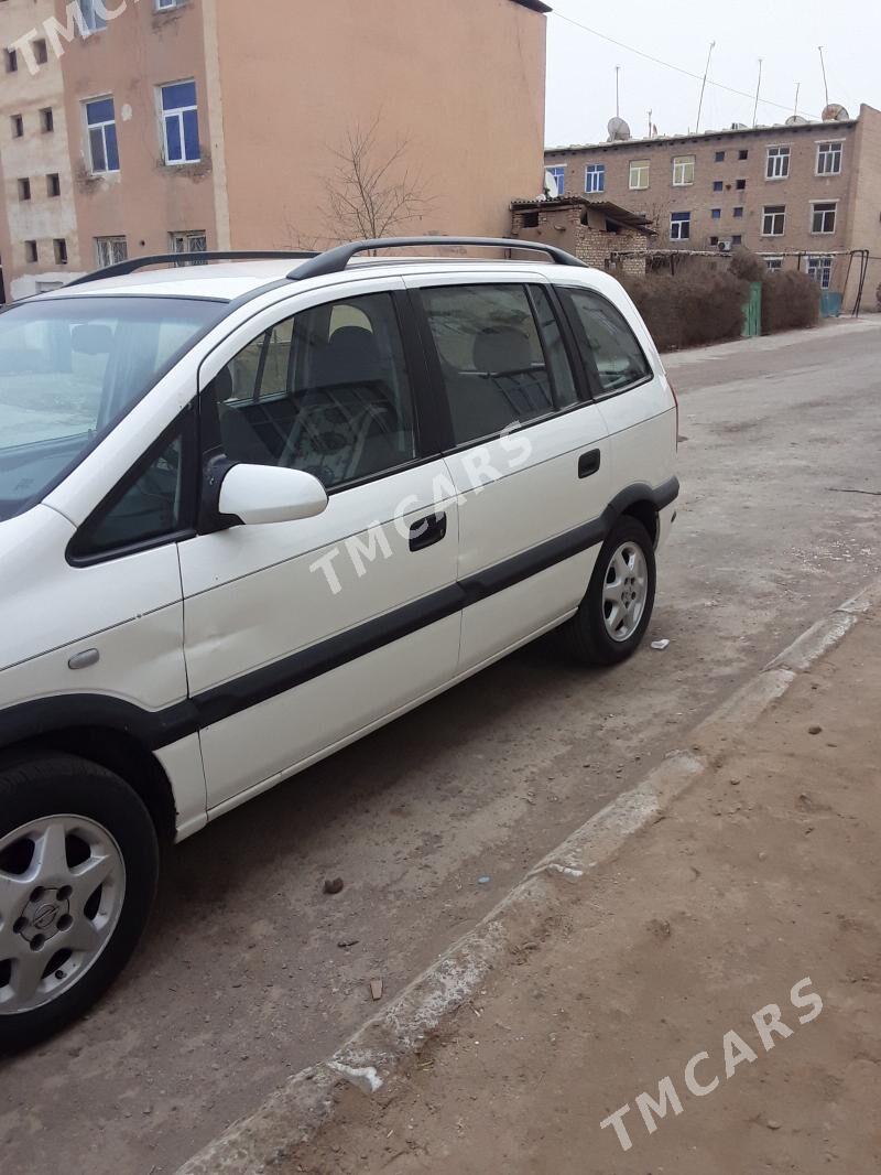 Opel Zafira 2002 - 75 000 TMT - Дашогуз - img 6