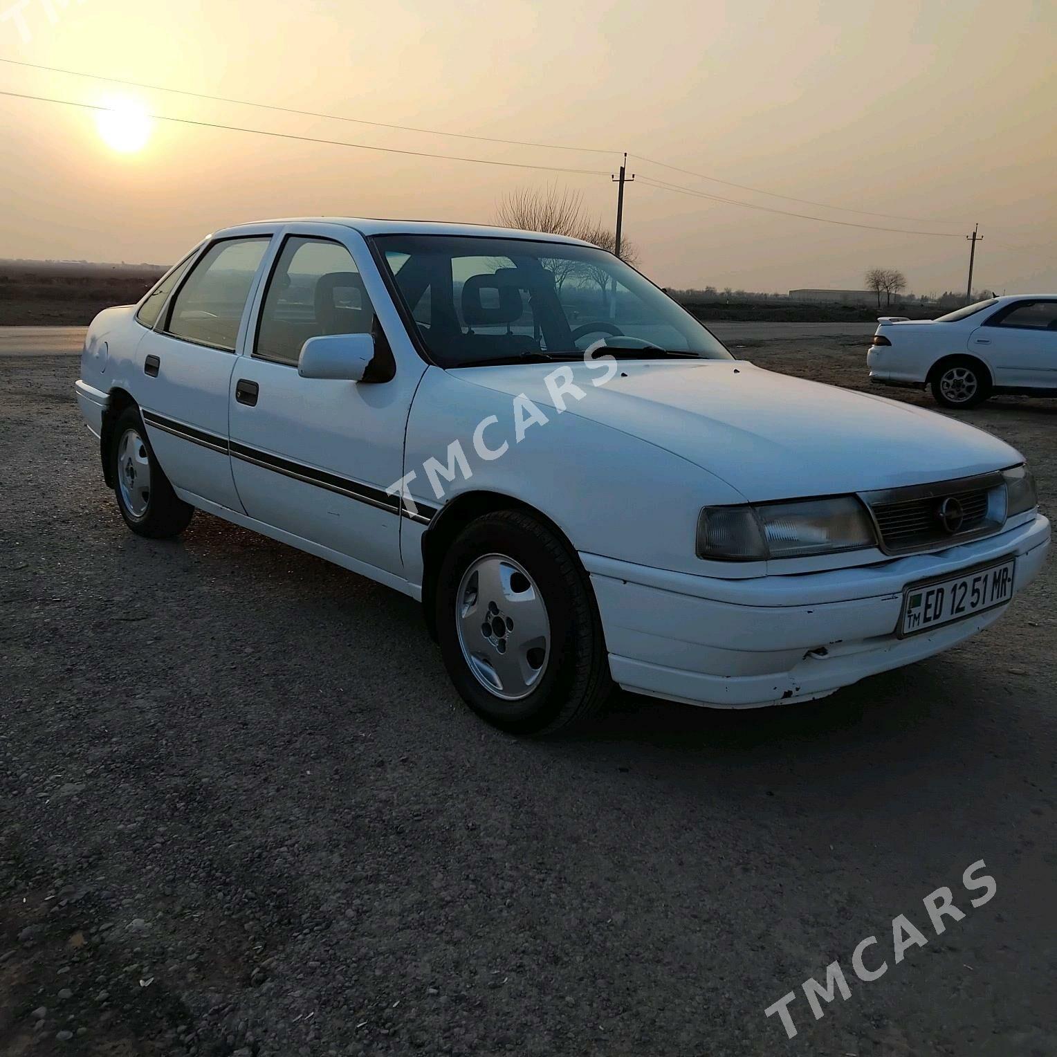 Opel Vectra 1991 - 30 000 TMT - Mary - img 3