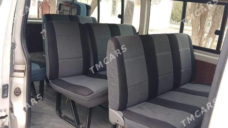 Toyota Hiace 2005 - 220 000 TMT - Ашхабад - img 9