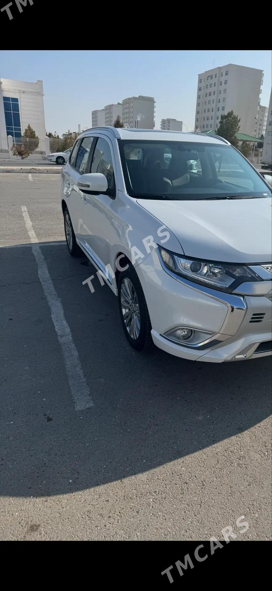 Mitsubishi Outlander 2022 - 290 000 TMT - Aşgabat - img 3