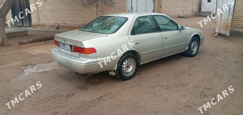 Toyota Camry 2000 - 87 000 TMT - Ходжамбаз - img 5