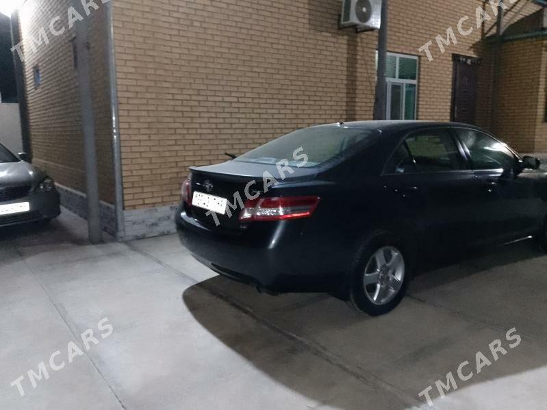 Toyota Camry 2010 - 165 000 TMT - Мары - img 2