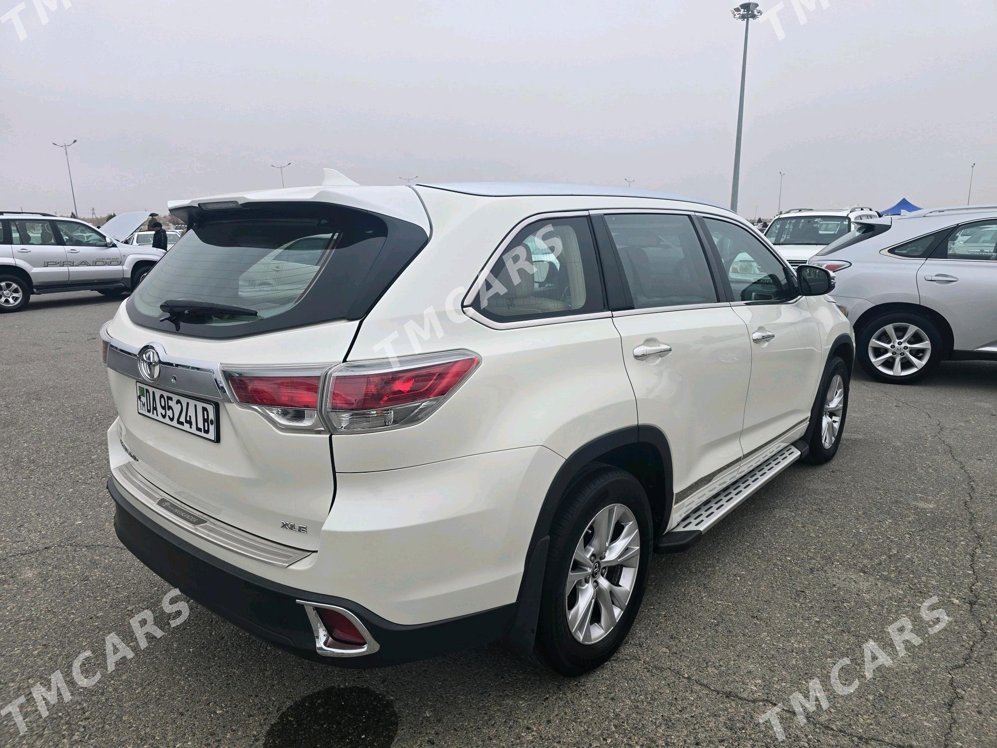 Toyota Highlander 2016 - 376 000 TMT - Керки - img 4