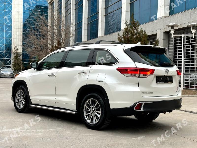 Toyota Highlander 2017 - 500 000 TMT - Aşgabat - img 5