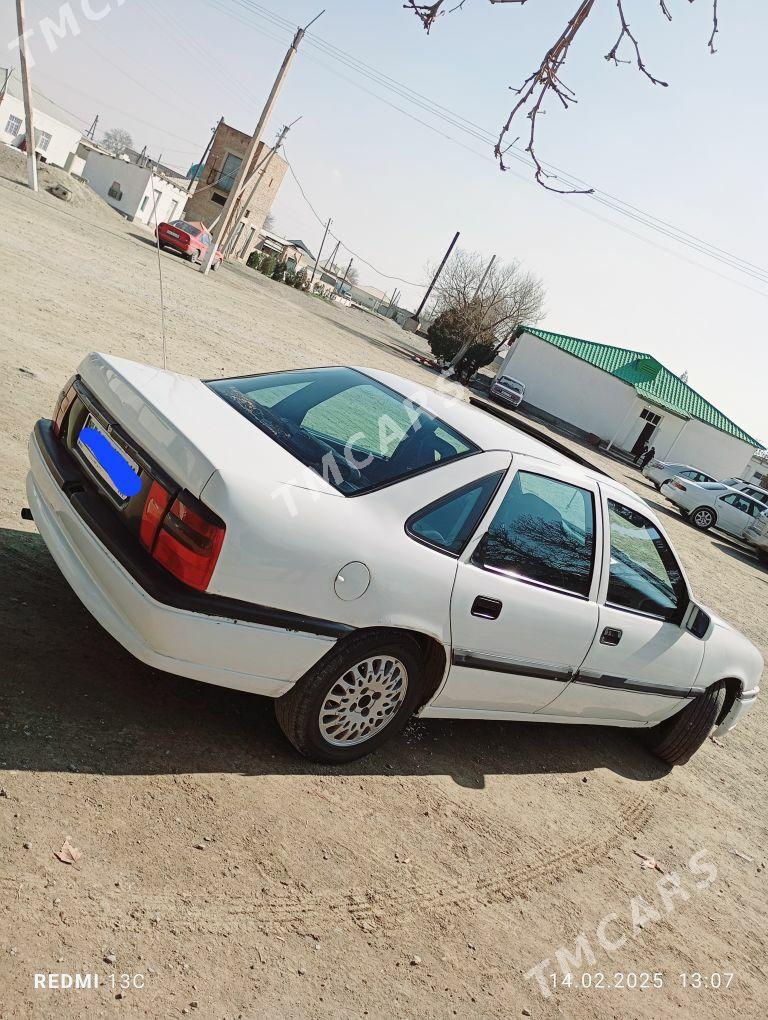 Opel Vectra 1992 - 27 000 TMT - Бахарден - img 4