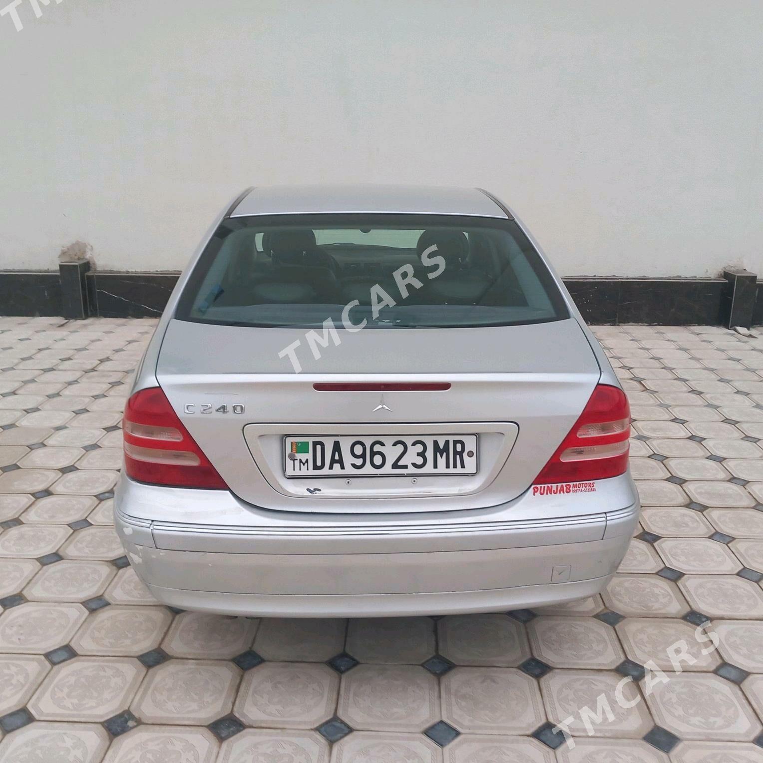 Mercedes-Benz C-Class 2001 - 90 000 TMT - Мары - img 5