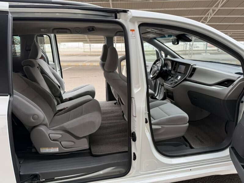 Toyota Sienna 2019 - 470 000 TMT - Aşgabat - img 7