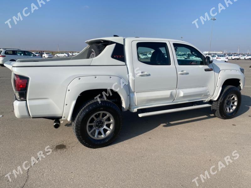 Toyota Tacoma 2016 - 420 000 TMT - Aşgabat - img 3