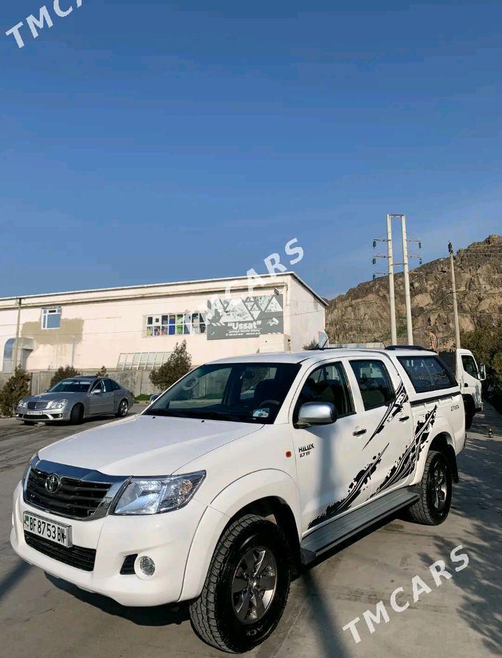 Toyota Hilux 2013 - 350 000 TMT - Türkmenbaşy - img 8