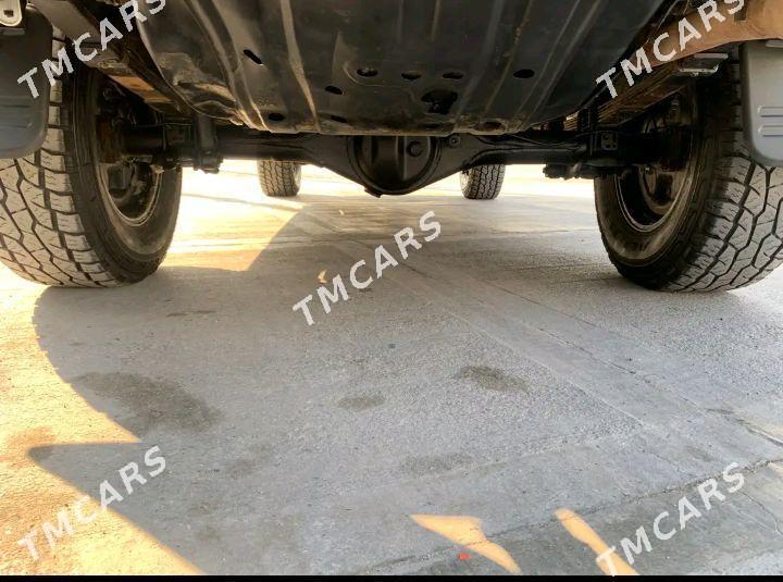 Toyota Hilux 2013 - 350 000 TMT - Türkmenbaşy - img 9