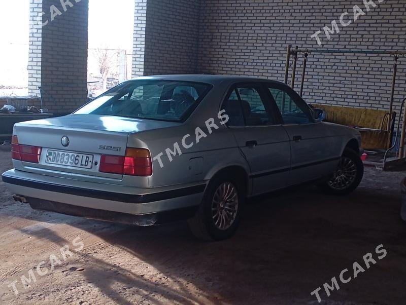 BMW 525 1991 - 32 000 TMT - Чарджоу - img 2