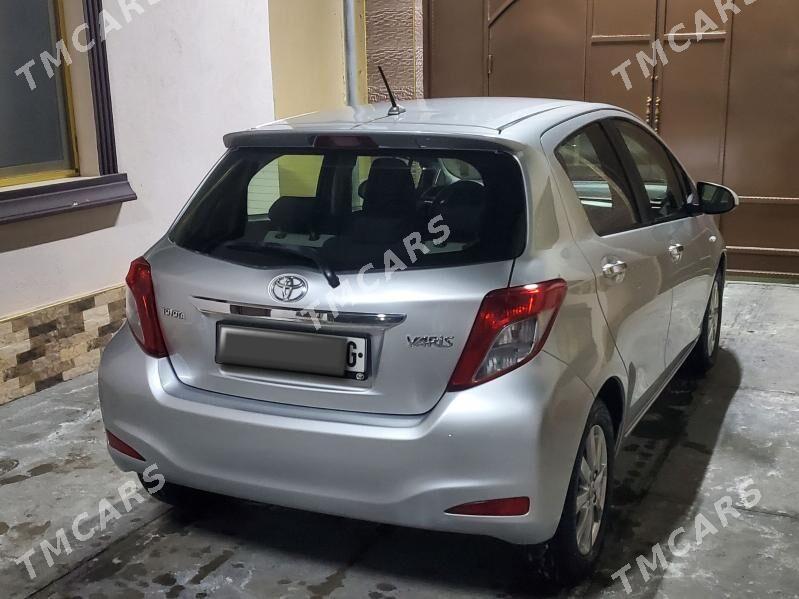 Toyota Yaris 2012 - 155 000 TMT - Ашхабад - img 3