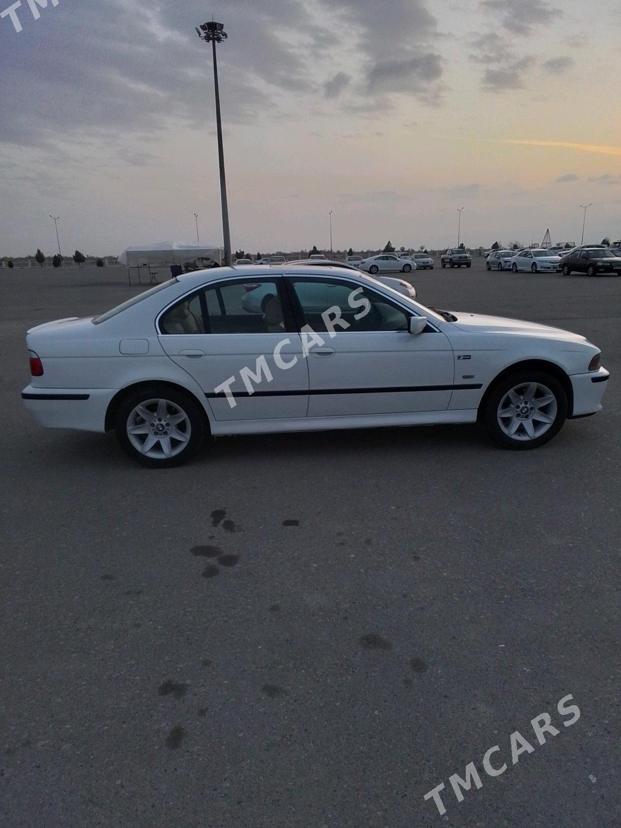 BMW 528 2002 - 130 000 TMT - Чарджоу - img 3