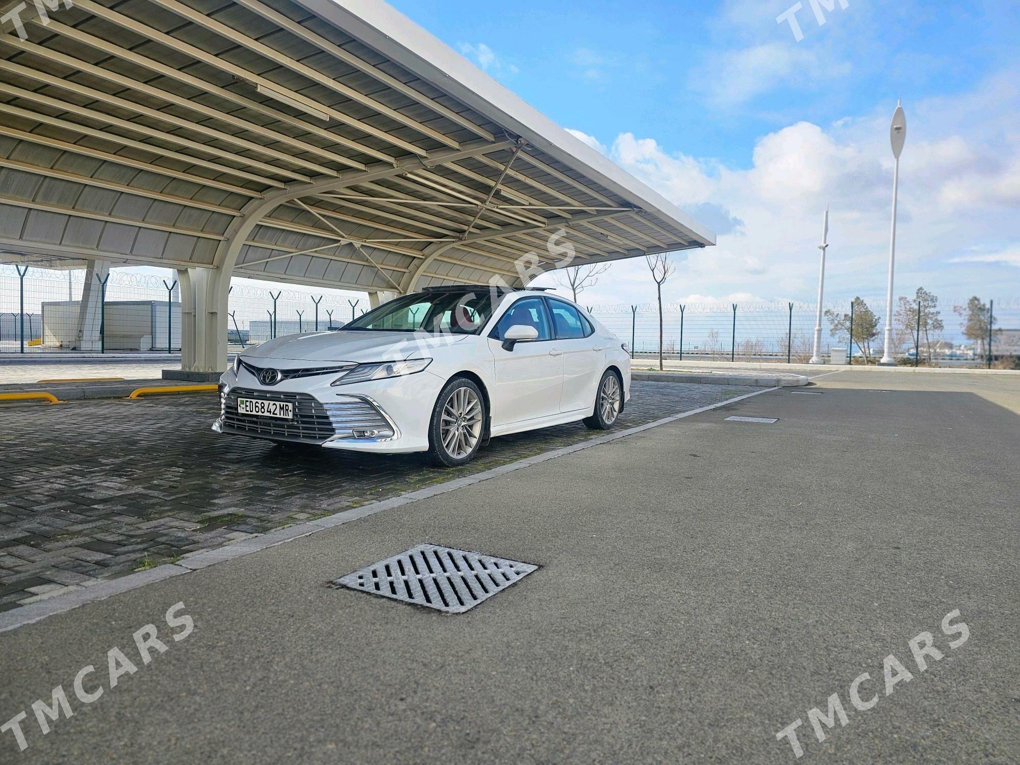 Toyota Camry 2019 - 300 000 TMT - Байрамали - img 10