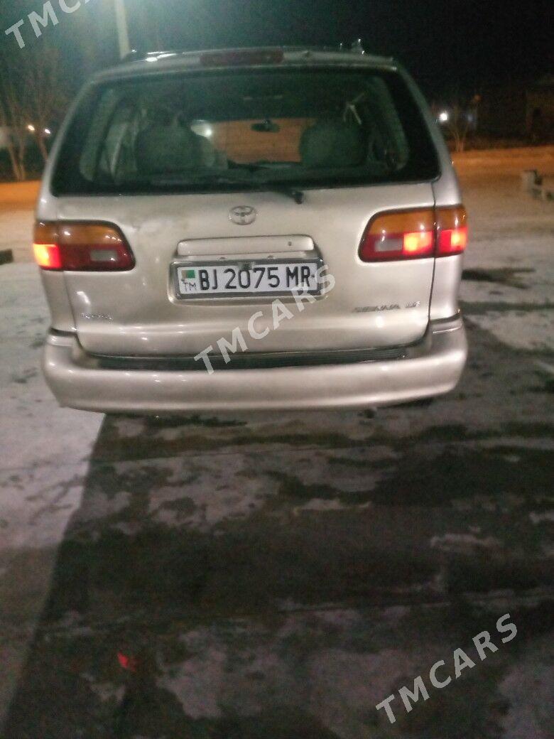 Toyota Sienna 2000 - 120 000 TMT - Векильбазар - img 2