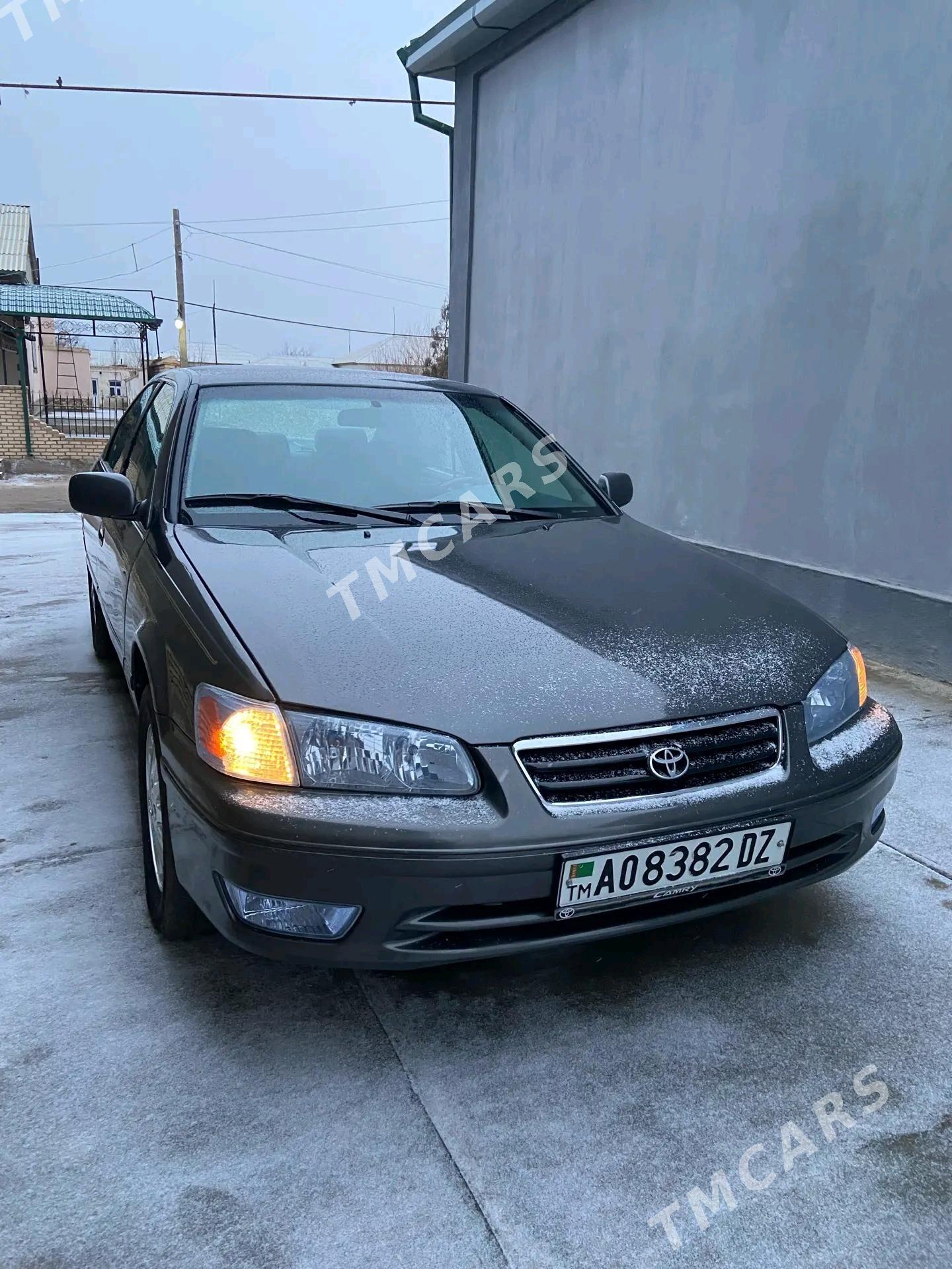 Toyota Camry 2000 - 128 000 TMT - Дашогуз - img 7