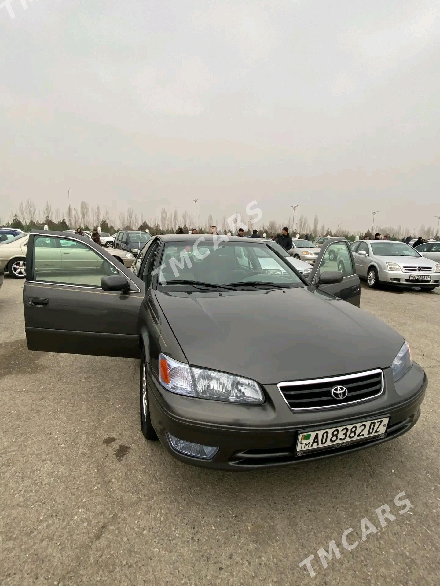 Toyota Camry 2000 - 128 000 TMT - Дашогуз - img 10