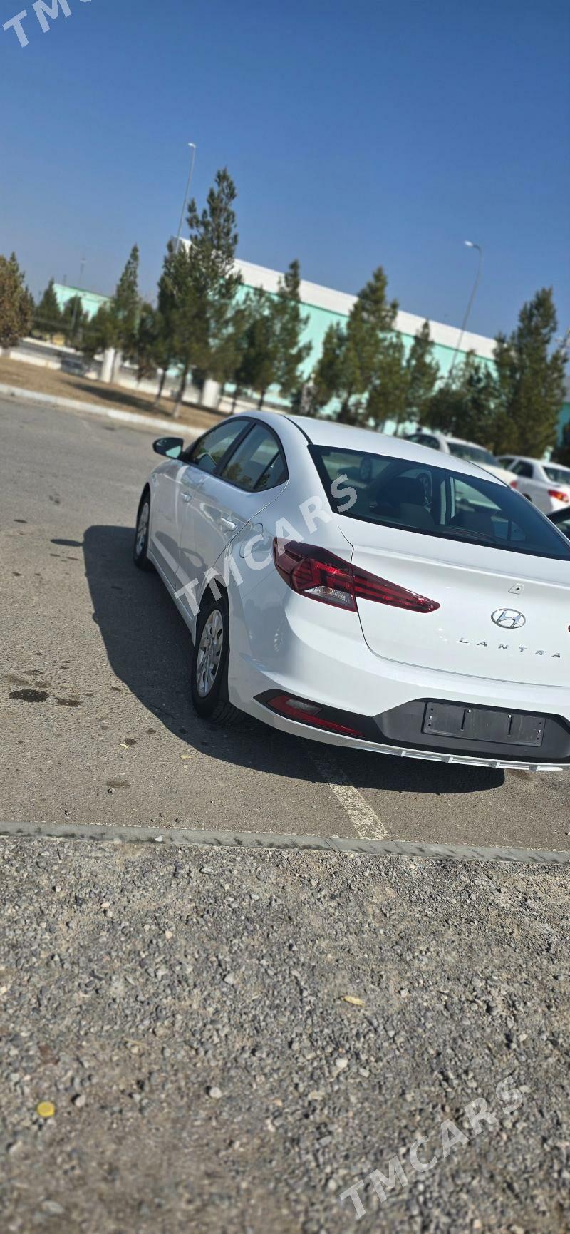 Hyundai Elantra 2020 - 210 000 TMT - Aşgabat - img 8