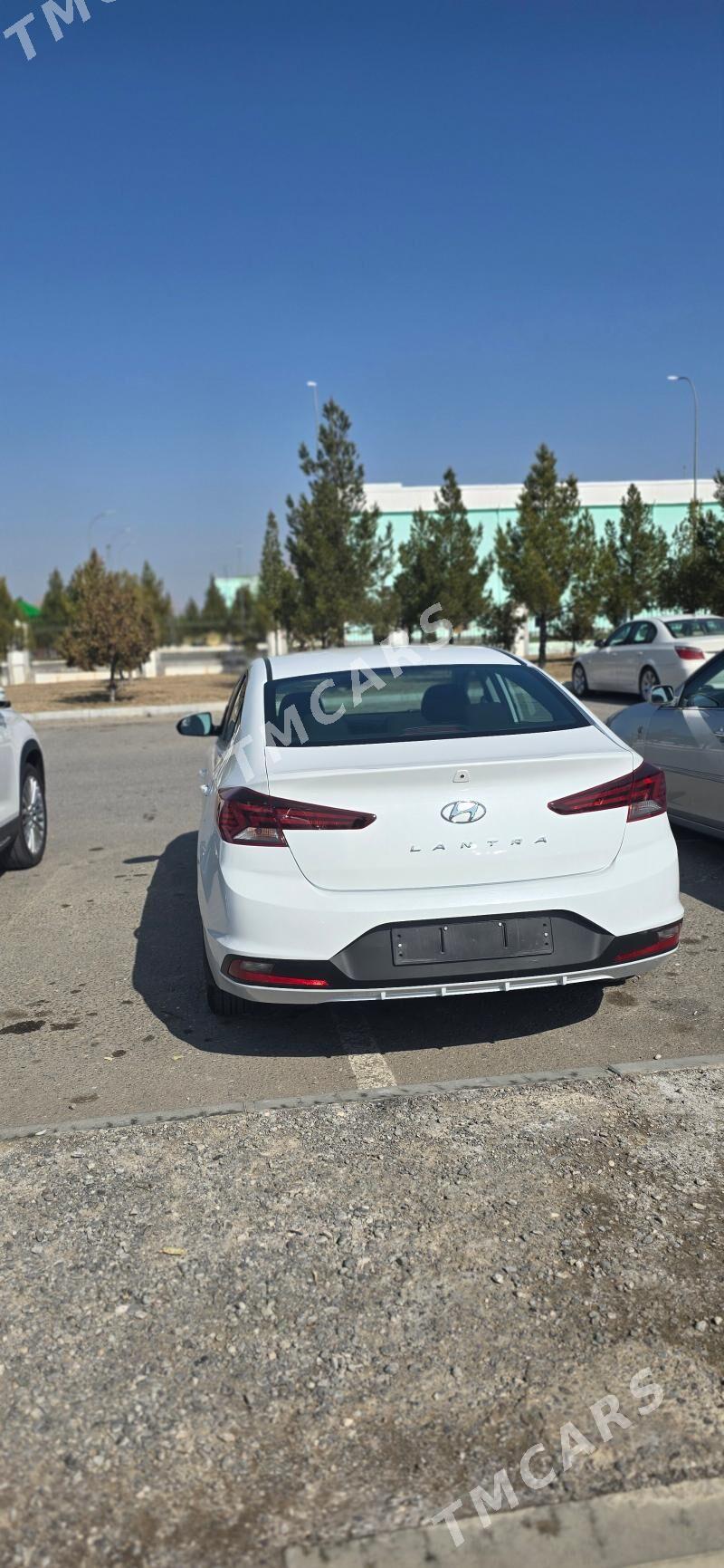 Hyundai Elantra 2020 - 210 000 TMT - Aşgabat - img 7