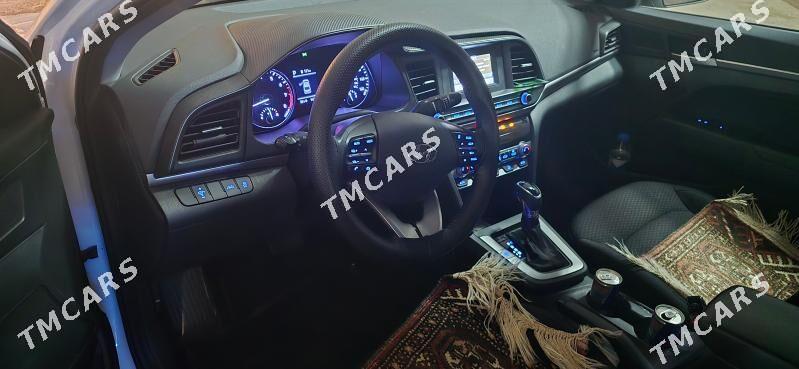 Hyundai Elantra 2020 - 210 000 TMT - Aşgabat - img 3