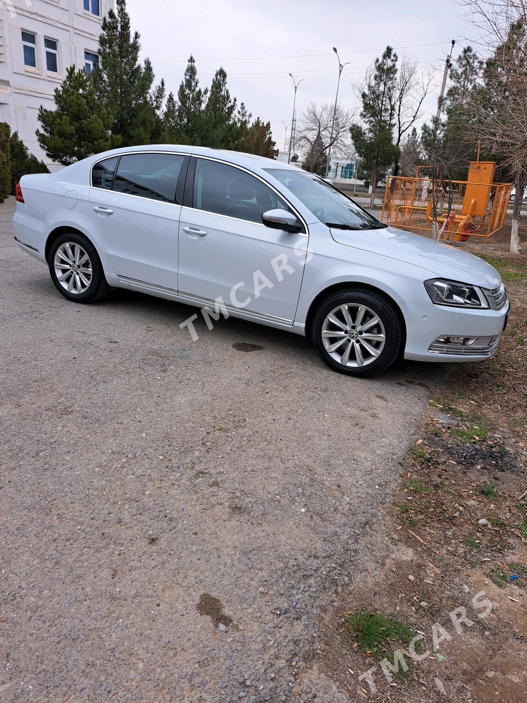 Volkswagen Passat 2013 - 280 000 TMT - Ашхабад - img 3