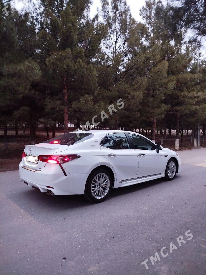 Toyota Camry 2021 - 285 000 TMT - Aşgabat - img 4