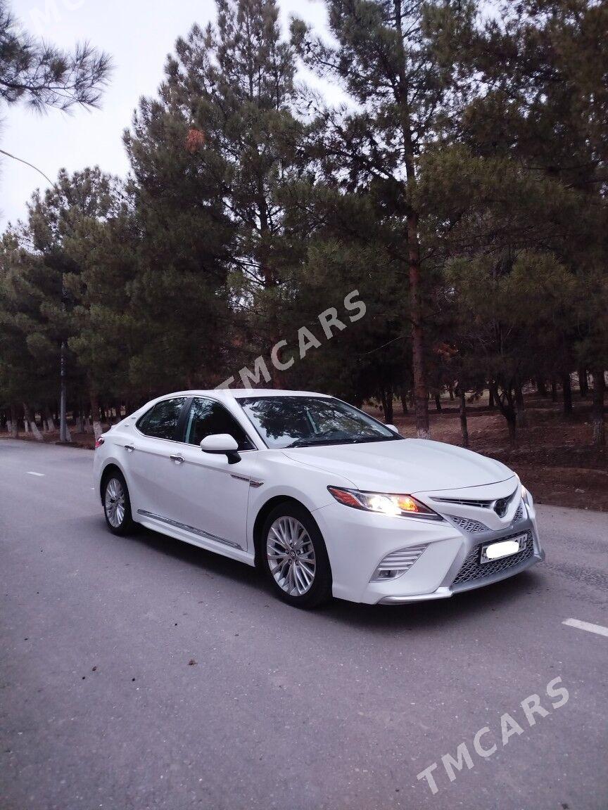 Toyota Camry 2021 - 285 000 TMT - Aşgabat - img 3